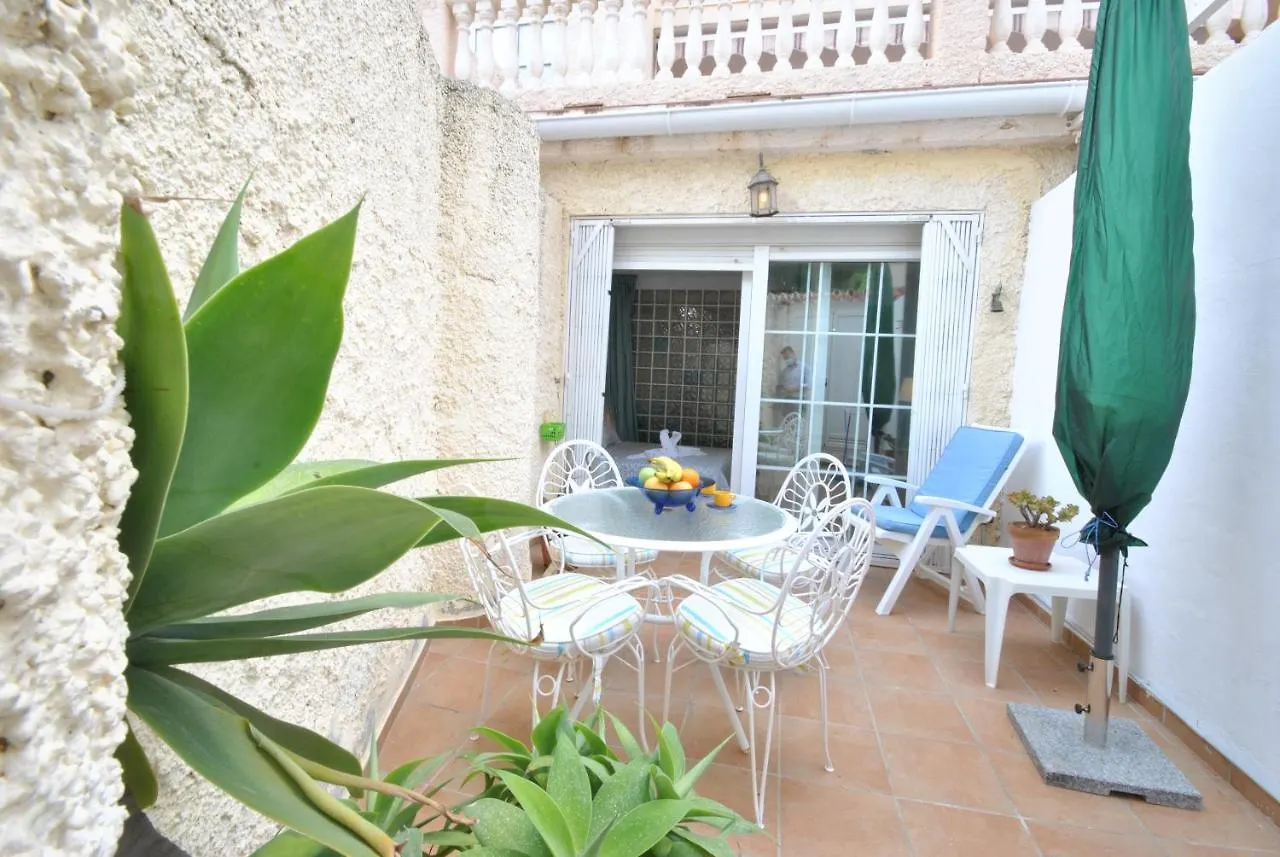 San Antonio - Beach, Pool And Terrace Torremolinos Apartment